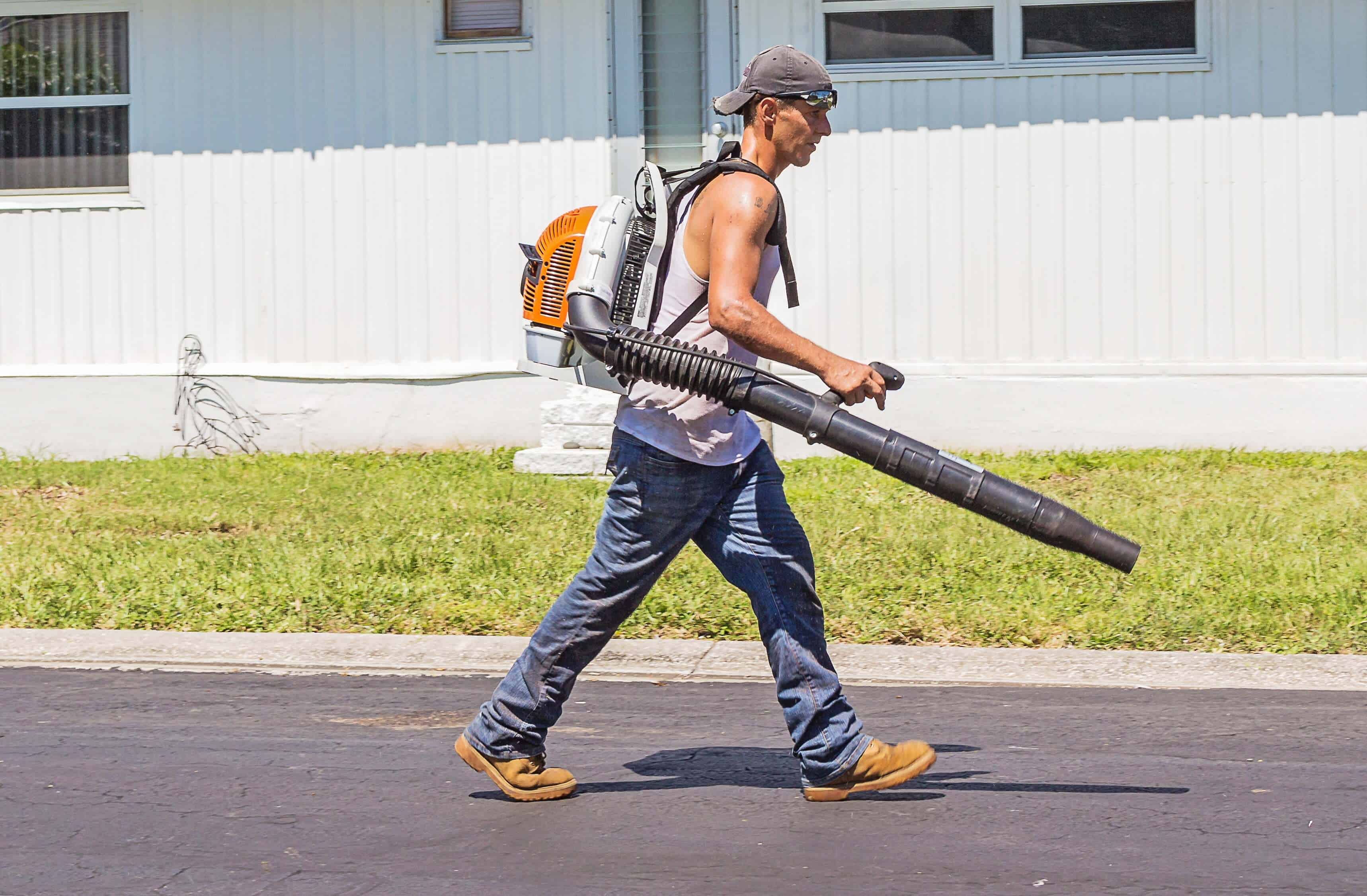 leaf blower